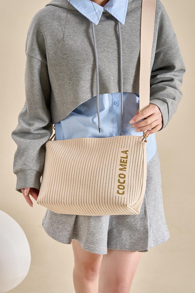 The Casual Crossbody Zipper Tote Beige
