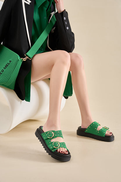 Flat sandals Green