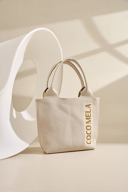 The Lightweight Tote Beige